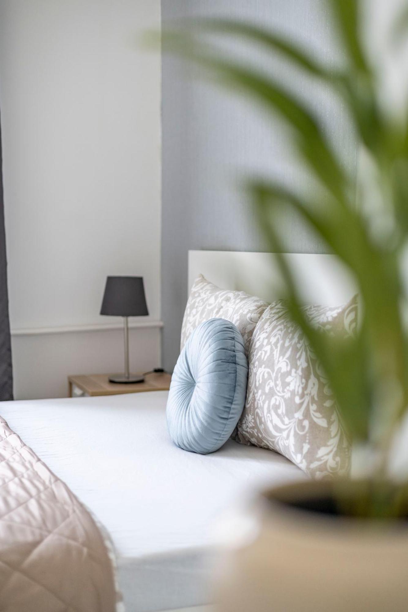 Super Central Cozy Apartment Next To The Budapest Eye Exterior photo